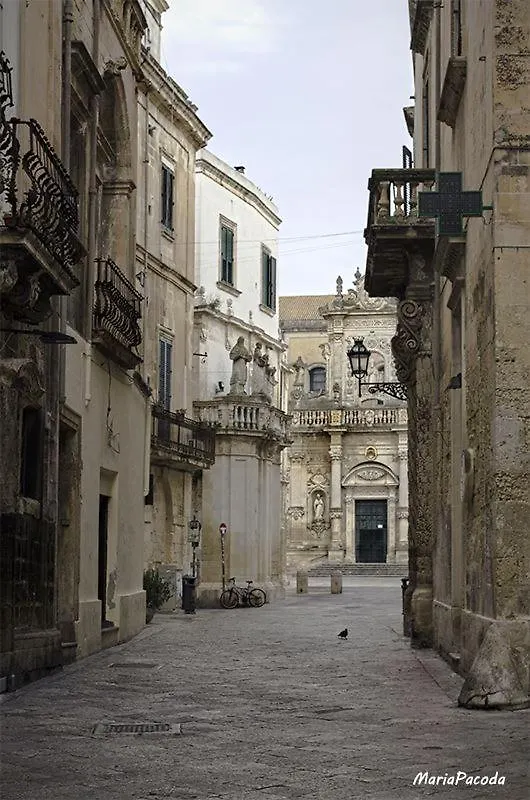 Lecce Barocca Villa